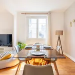 Le Drelon - Appt chic en centre-ville&garage pv